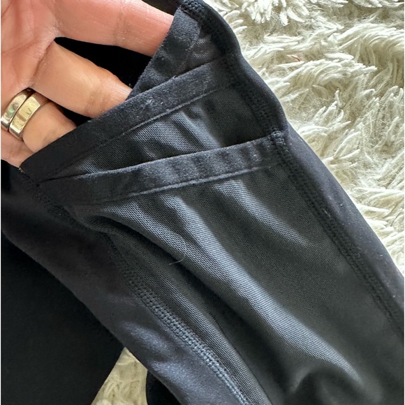 Fabletics workout pants - Picture 3 of 3